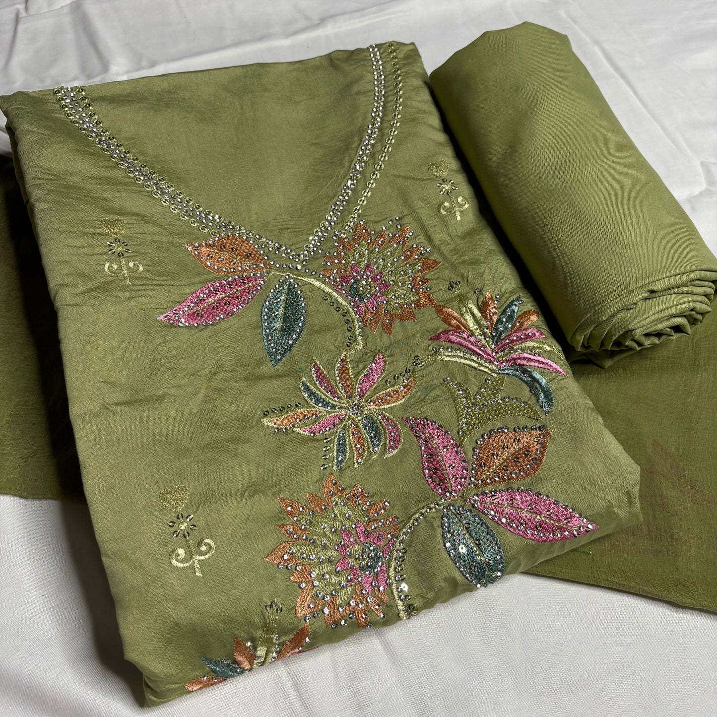 Olive Green Embroidered Suit – Brush Print Dupatta – Rayon Bottom